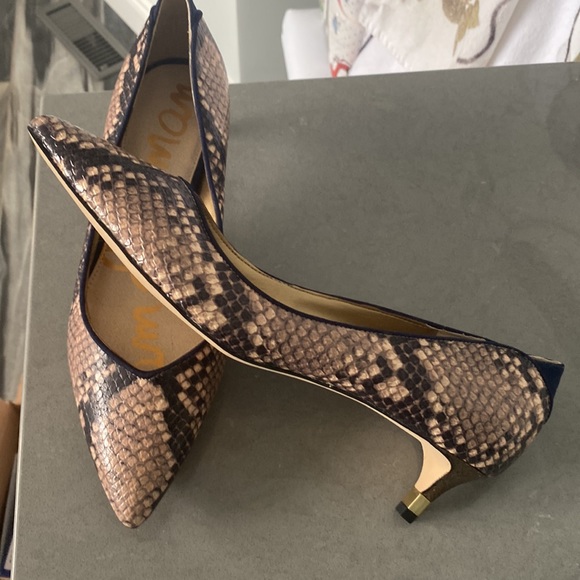 Sam Edelman kitten heal shoes - Picture 3 of 5